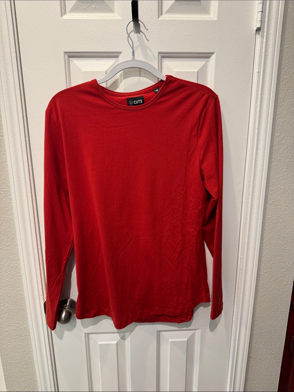 Cuts Clothing Men's Bright Red Long Sleeve Crew Tee